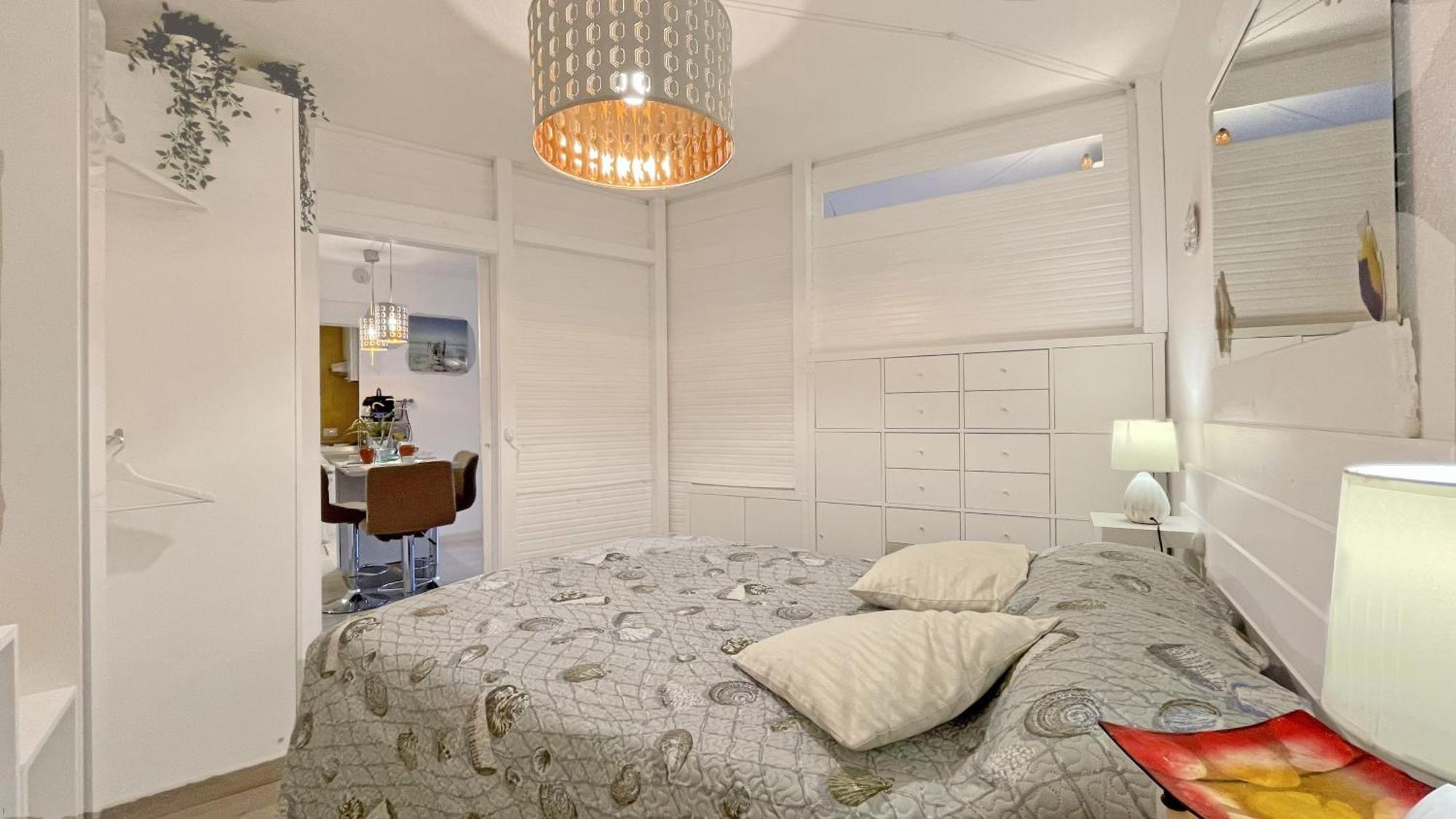 Deluxe Apartments In ポルト・ロトンド エクステリア 写真