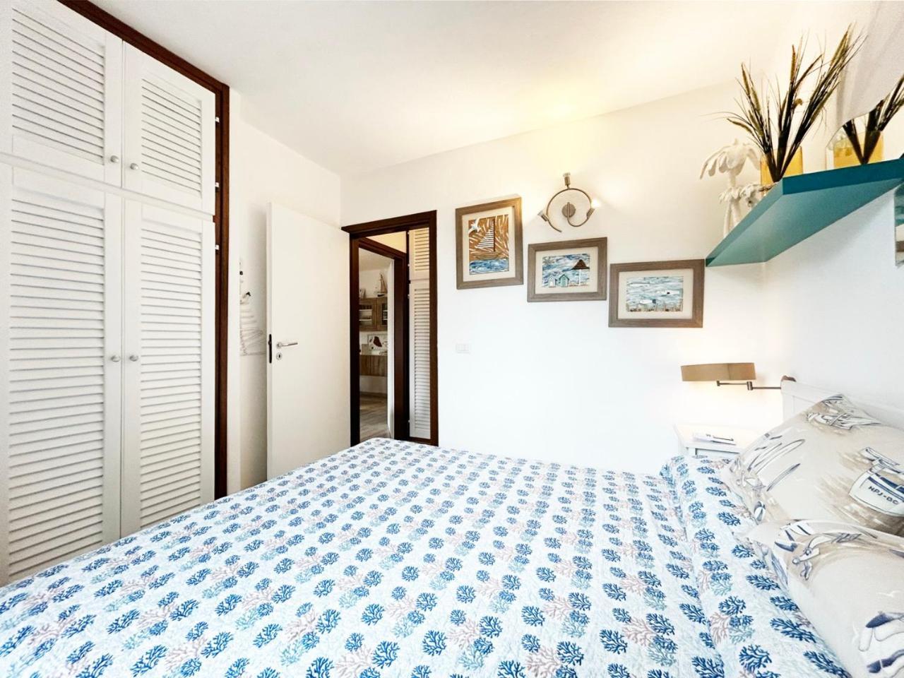 Deluxe Apartments In ポルト・ロトンド エクステリア 写真